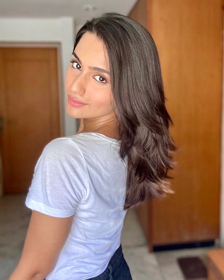 Anushka Luhar