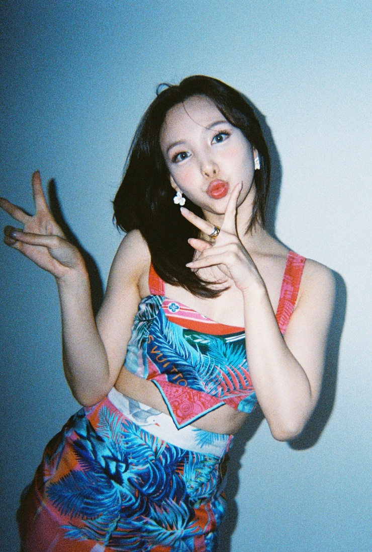 Im Nayeon