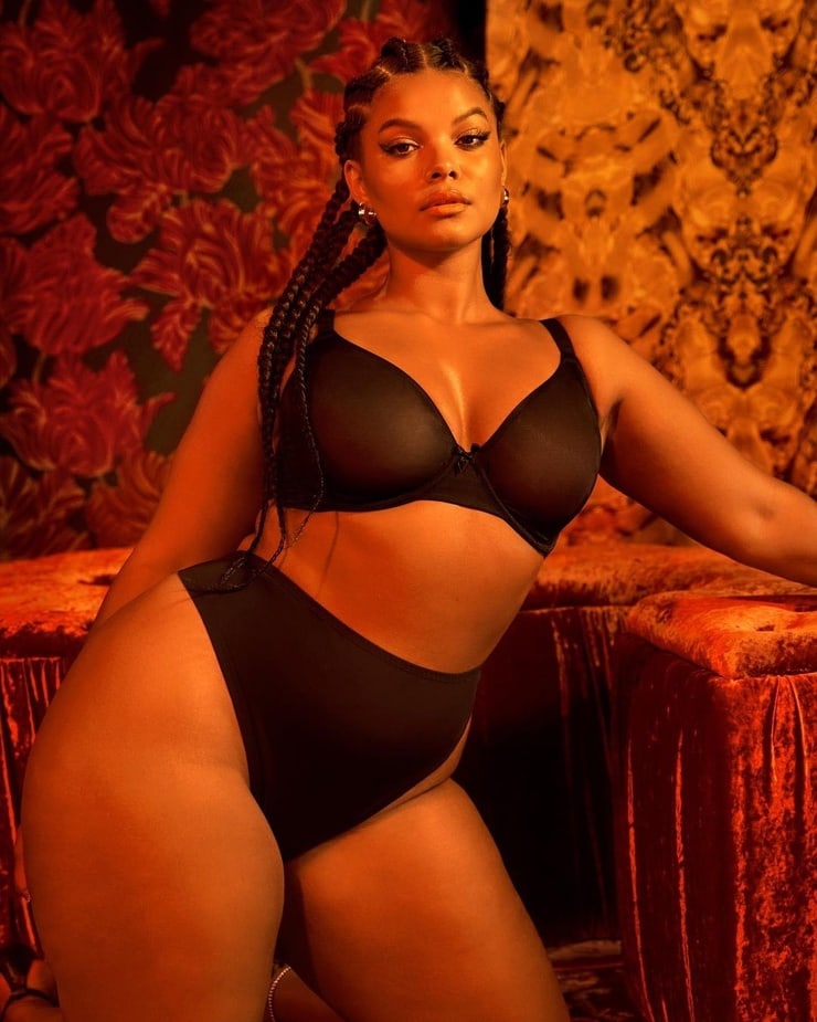Leslie Sidora Leslie Sidora