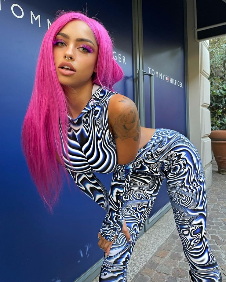 Christina Bertevello Christina Bertevello