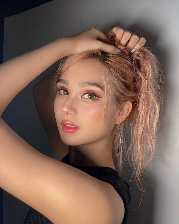 Momoka Nanbu