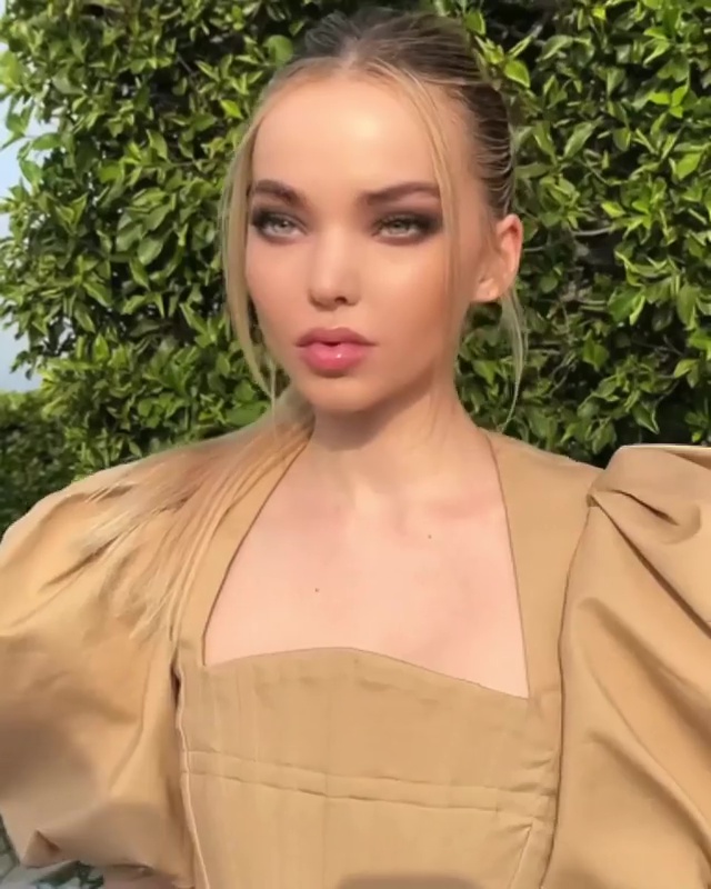 Dove Cameron