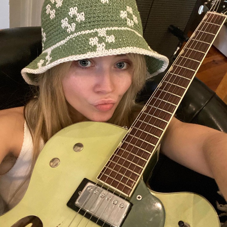Sabrina Carpenter Sabrina Carpenter