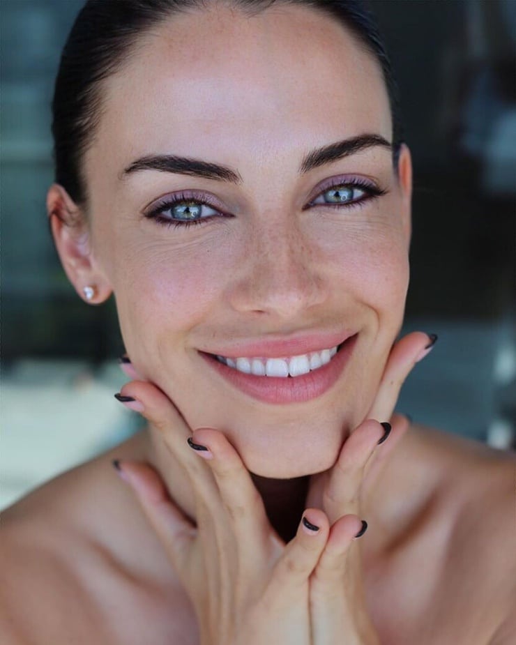 Jessica Lowndes Jessica Lowndes