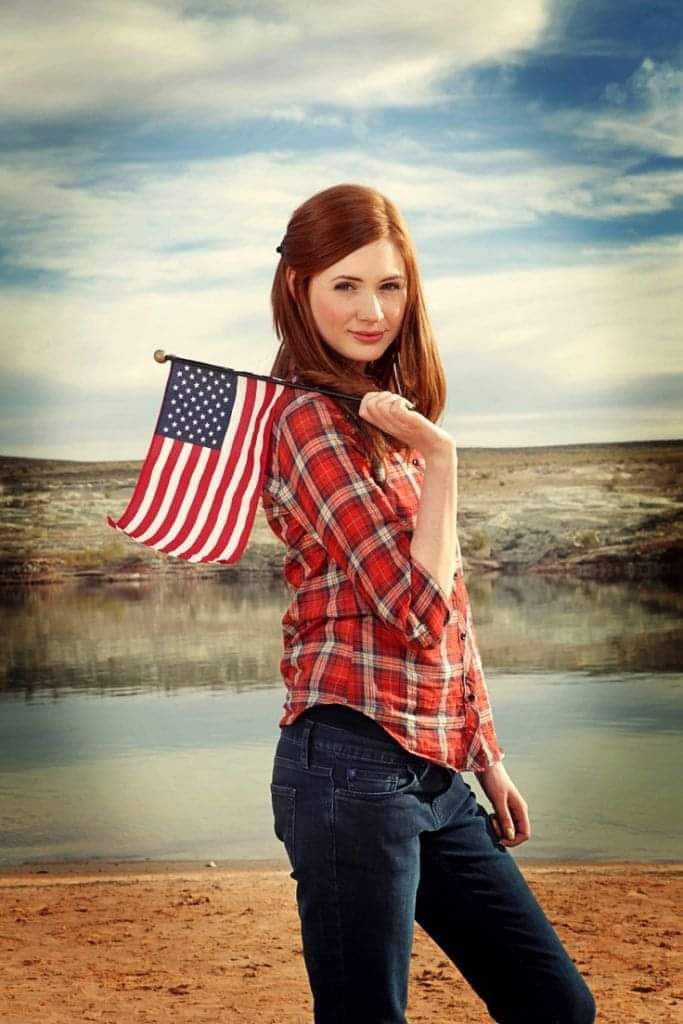 Karen Gillan Karen Gillan