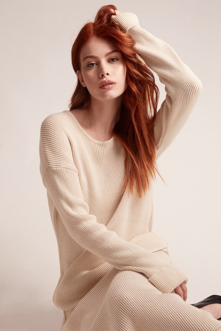 Lara Wolf Model
