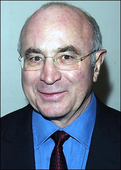 Bob Hoskins