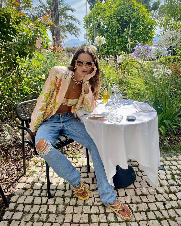 Izabel Goulart Izabel Goulart
