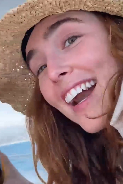 Zoey Deutch