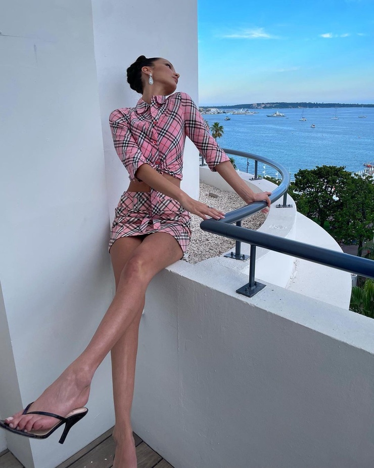 Bella Hadid Bella Hadid