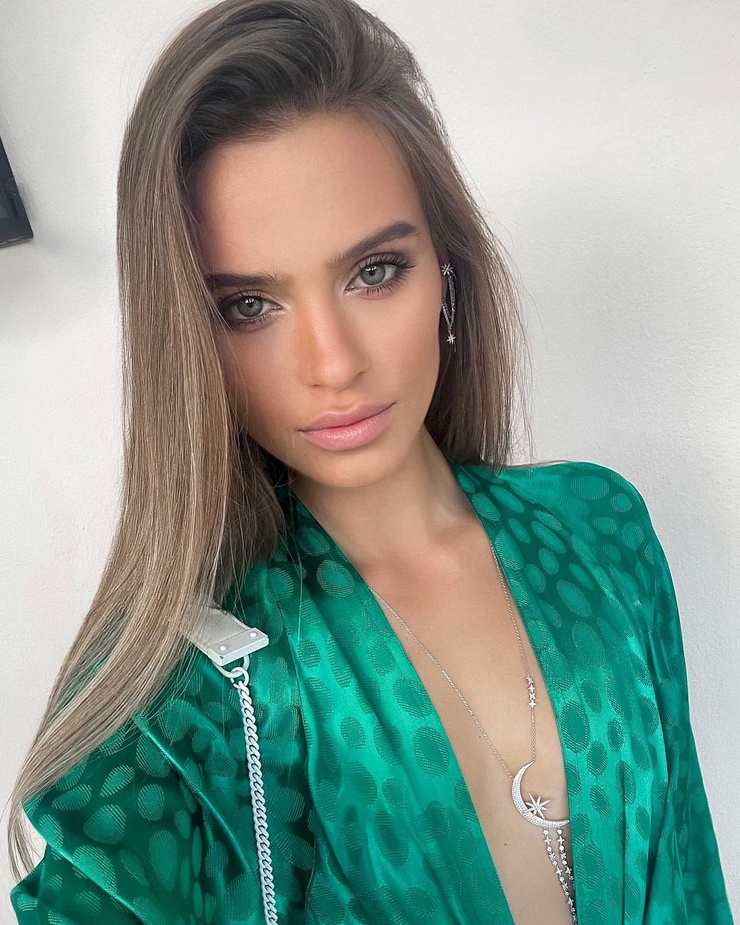 Jenya Kokhanova