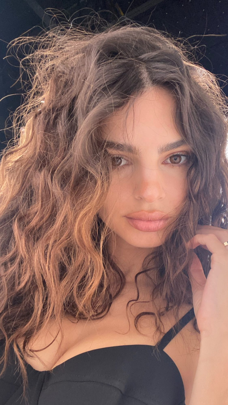 Emily Ratajkowski