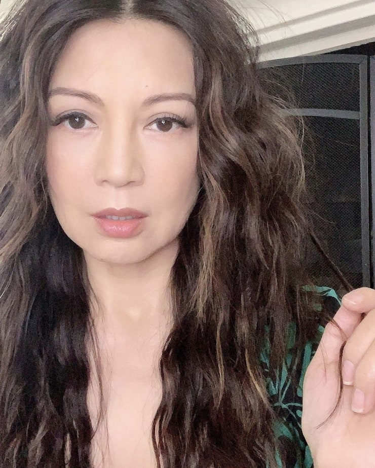 Ming-Na Wen