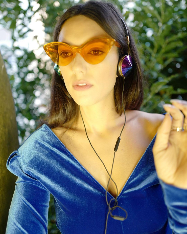 Vanessa Guide Vanessa Guide