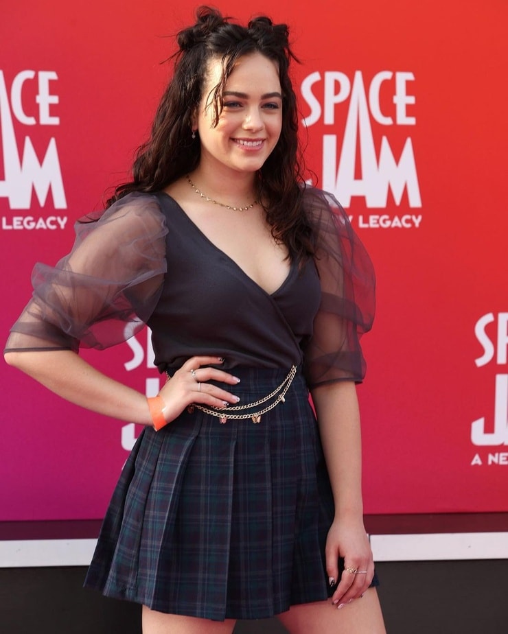 Mary Mouser Mary Mouser