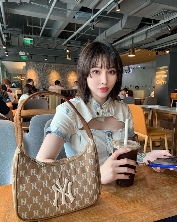 Songyuxin Hitomi