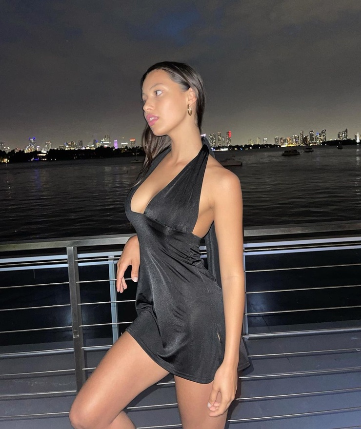 Fiona Barron Fiona Barron