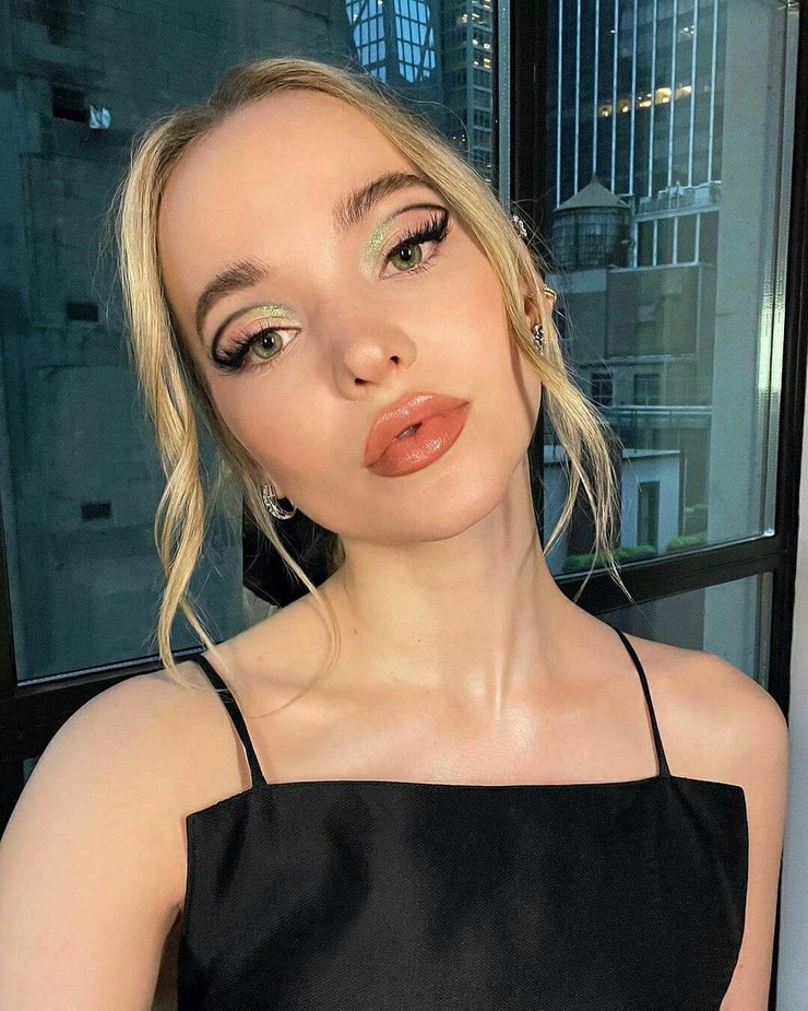 Dove Cameron