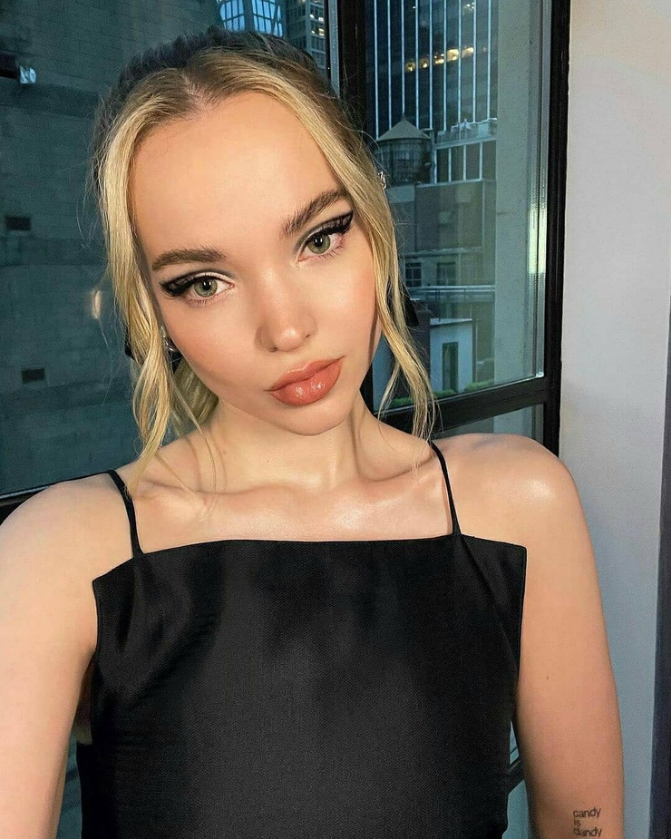 Dove Cameron