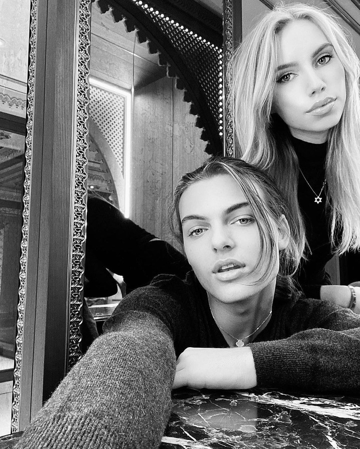 Damian Hurley