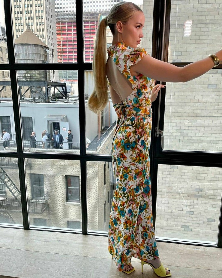 Dove Cameron Dove Cameron