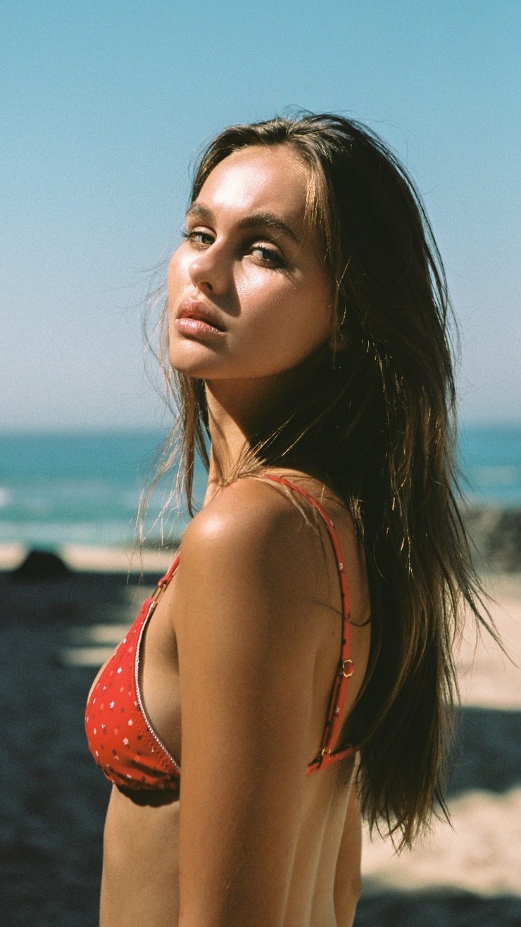 Lily Easton