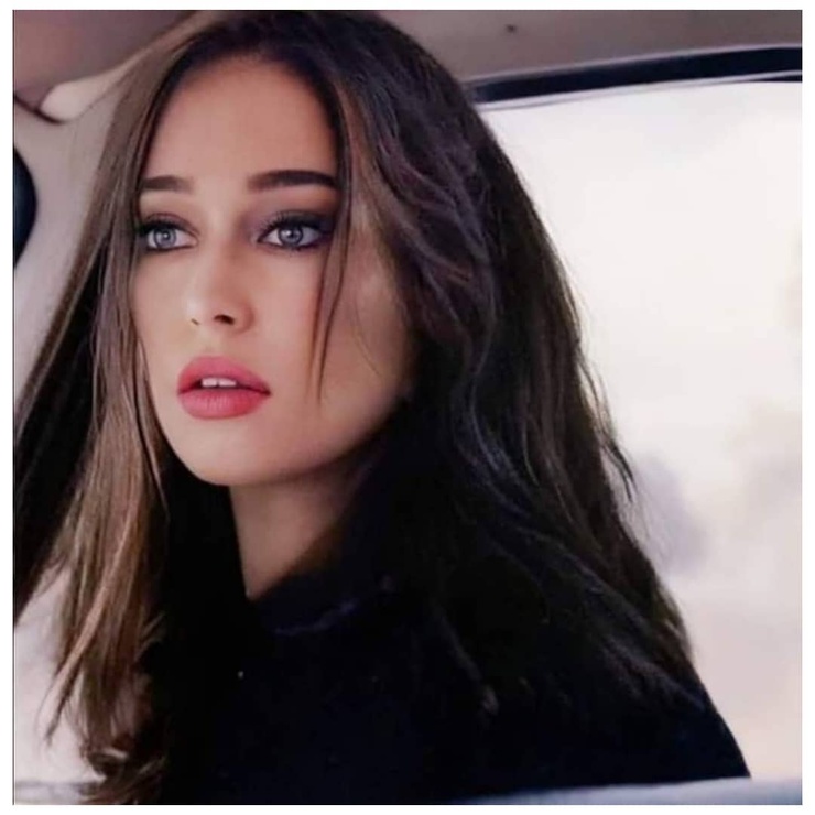 Alycia Debnam Carey