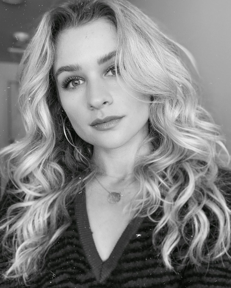 Jenna Boyd Jenna Boyd