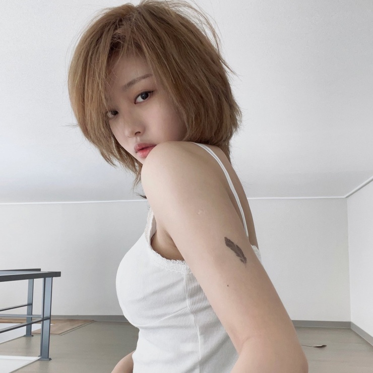 Yizhuo Ning