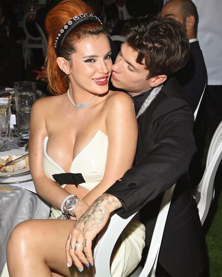 Bella Thorne Bella Thorne