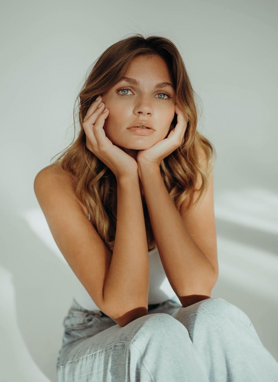 PAULA SCHINSCHEL PAULA SCHINSCHEL