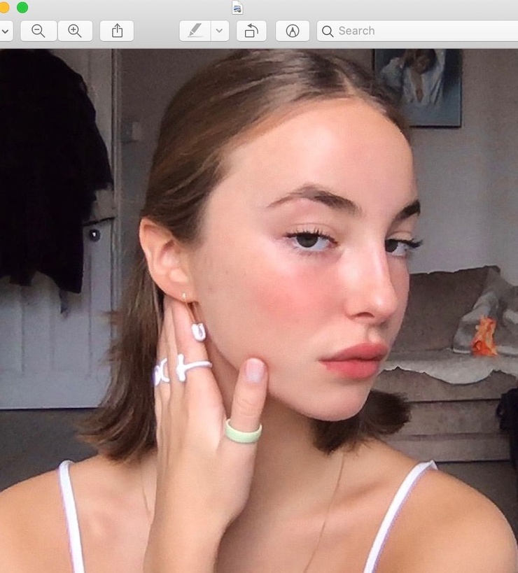 Amelie (model)