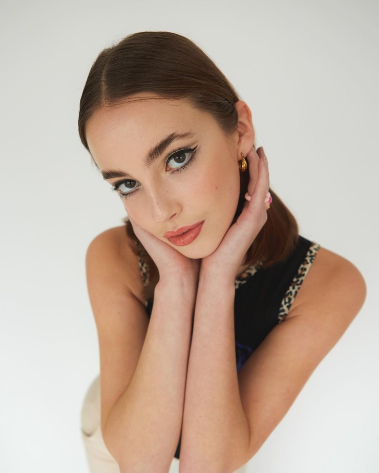 Picture of Amelie (model)