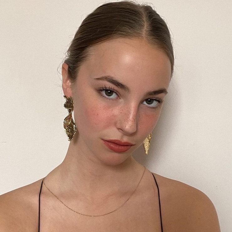 Amelie (model)