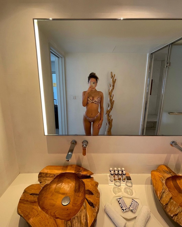 Elsie Hewitt Elsie Hewitt