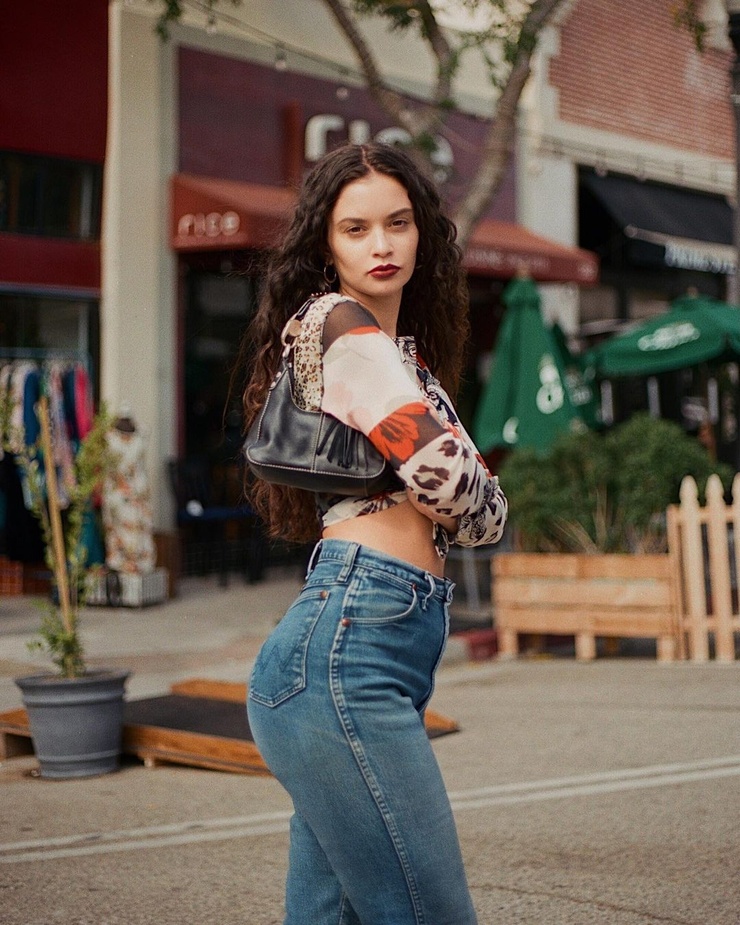 Sabrina Claudio