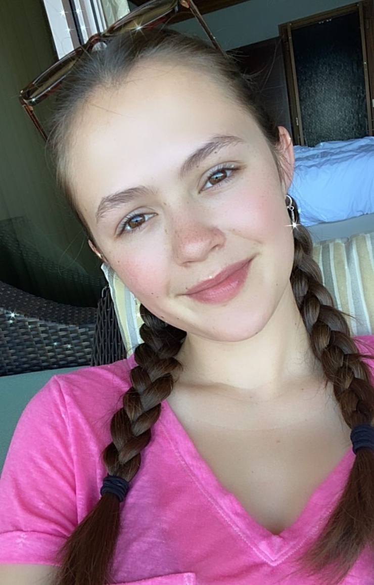 Olivia Sanabia Olivia Sanabia