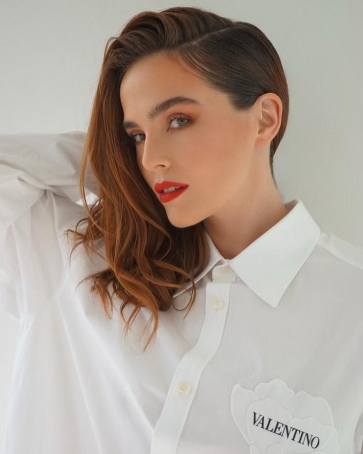 Zoey Deutch