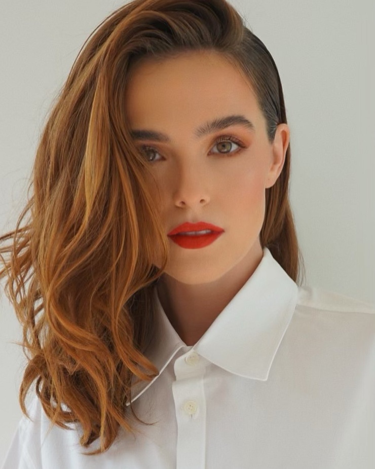 Zoey Deutch