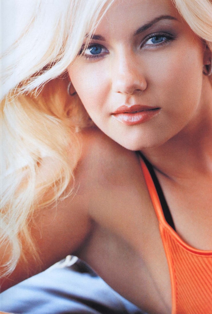 Elisha Cuthbert