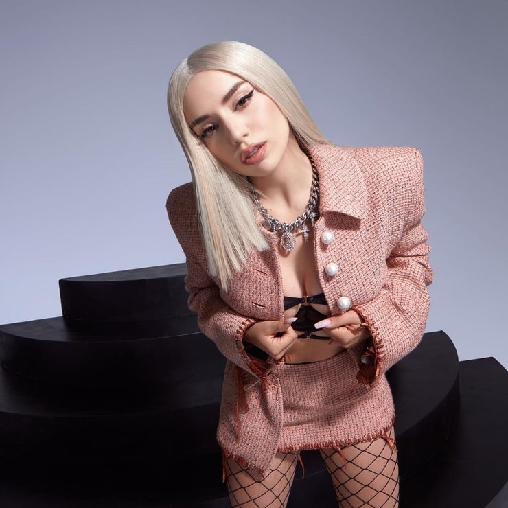 Ava Max