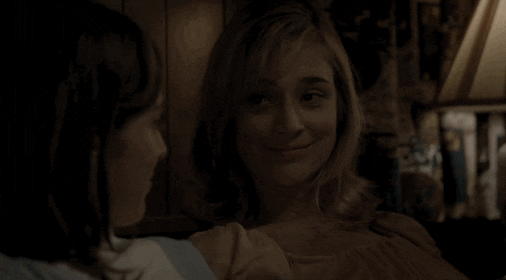 Lizzy Caplan Lizzy Caplan