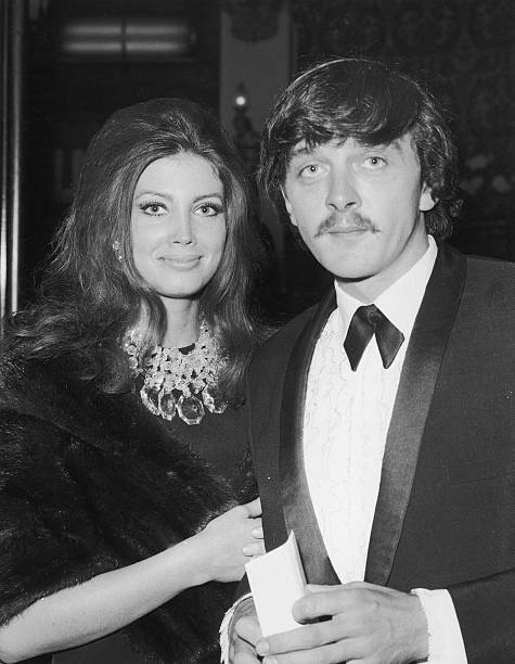 Gayle Hunnicutt