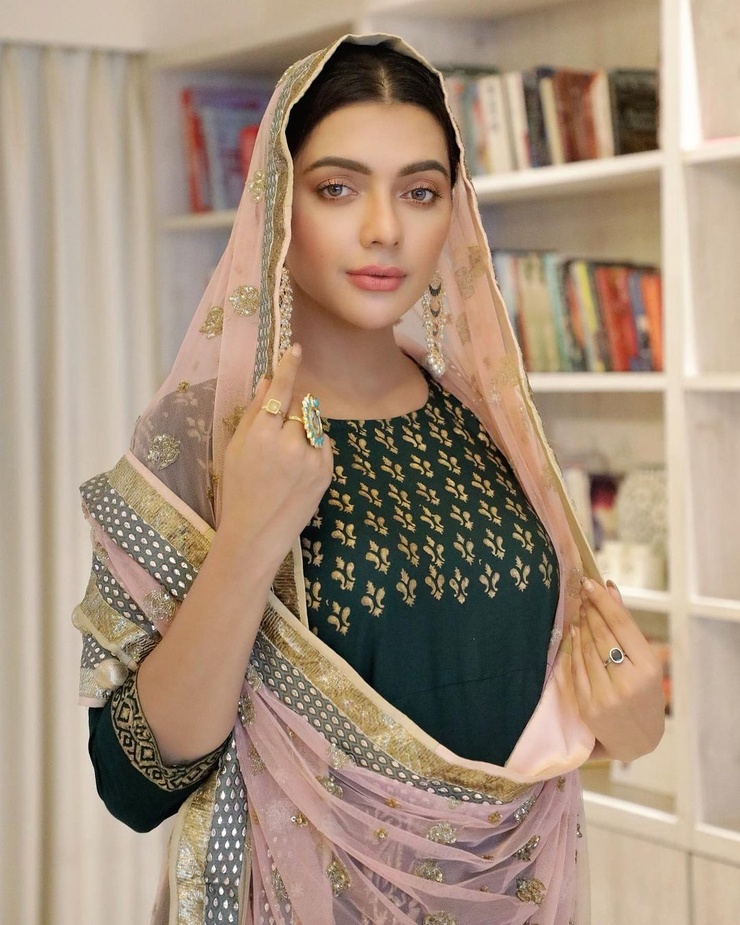 Ruhi Singh