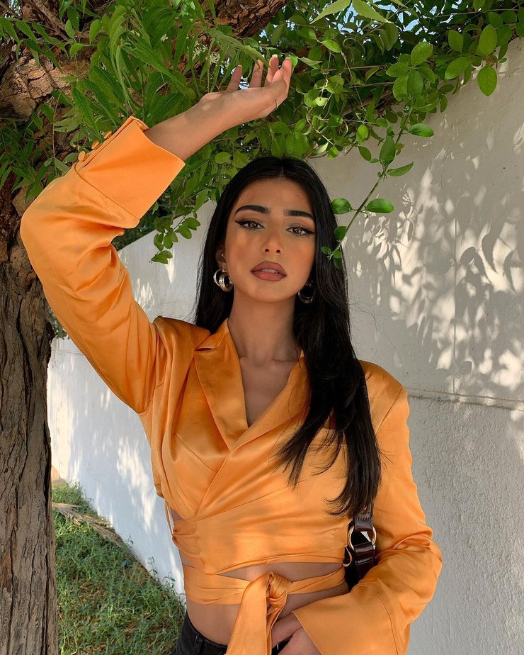 Iffat Marashi