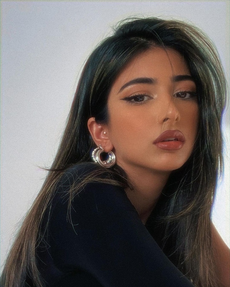Iffat Marashi