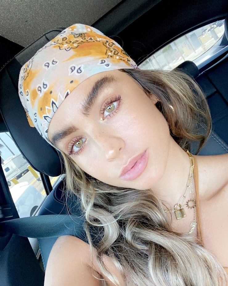 Sommer Ray