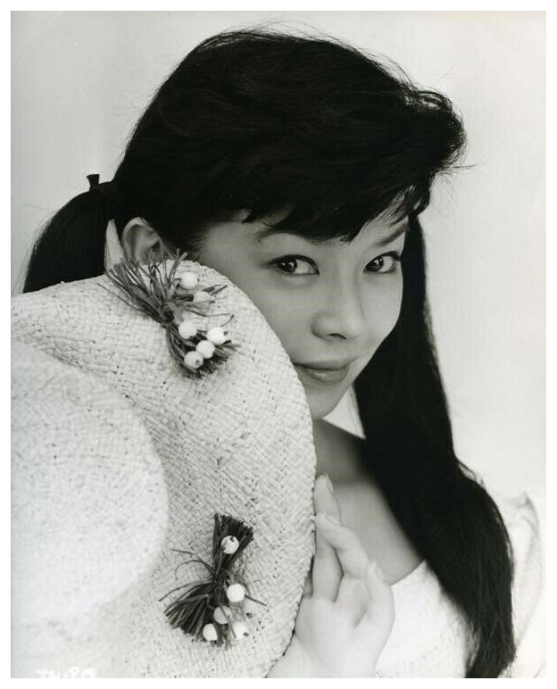 Yoko Tani Yoko Tani