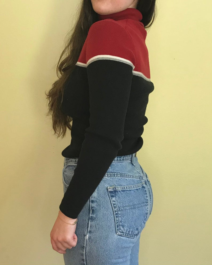 1990s Eddie Bauer Turtleneck