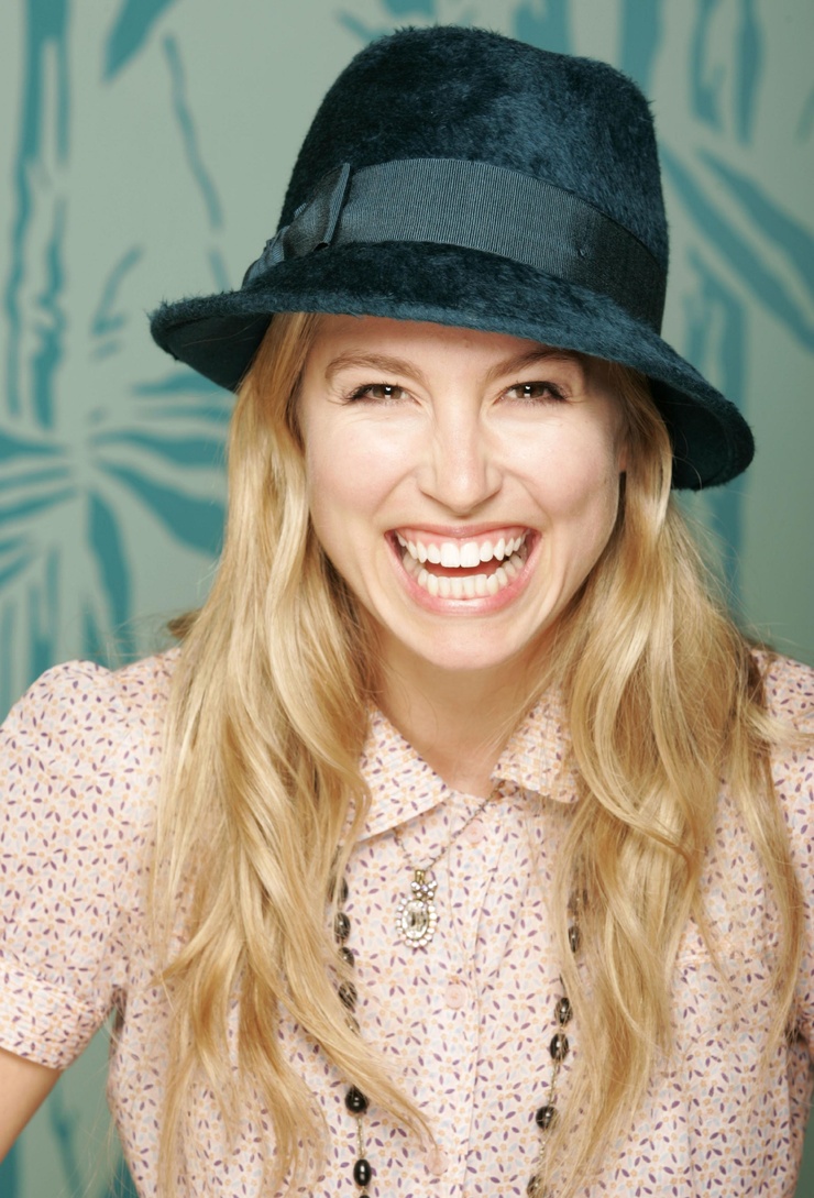 Sarah Carter